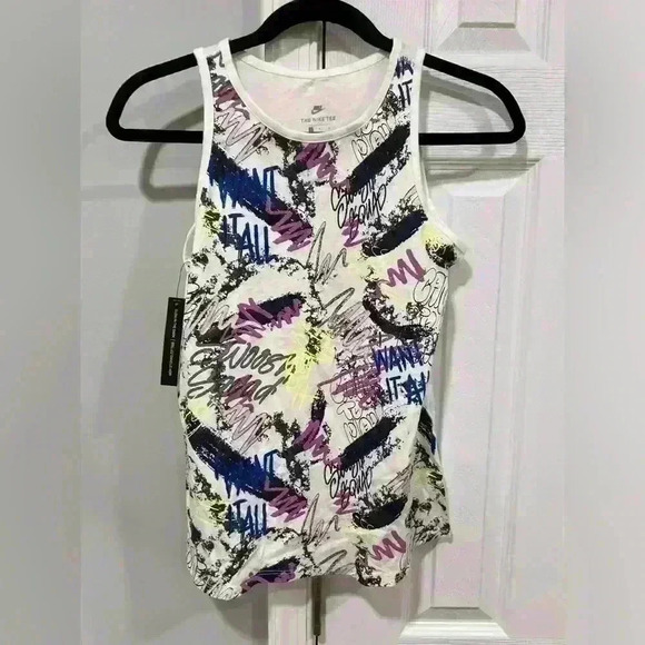 Girls size Large 14/16 Glow in the Dark Nike Tank top - NWT - Picture 1 of 4